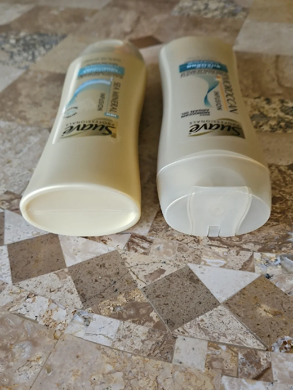 Suave Professionals Moroccan Sea Mineral Infusion Shine Shampoo Conditioner Lot